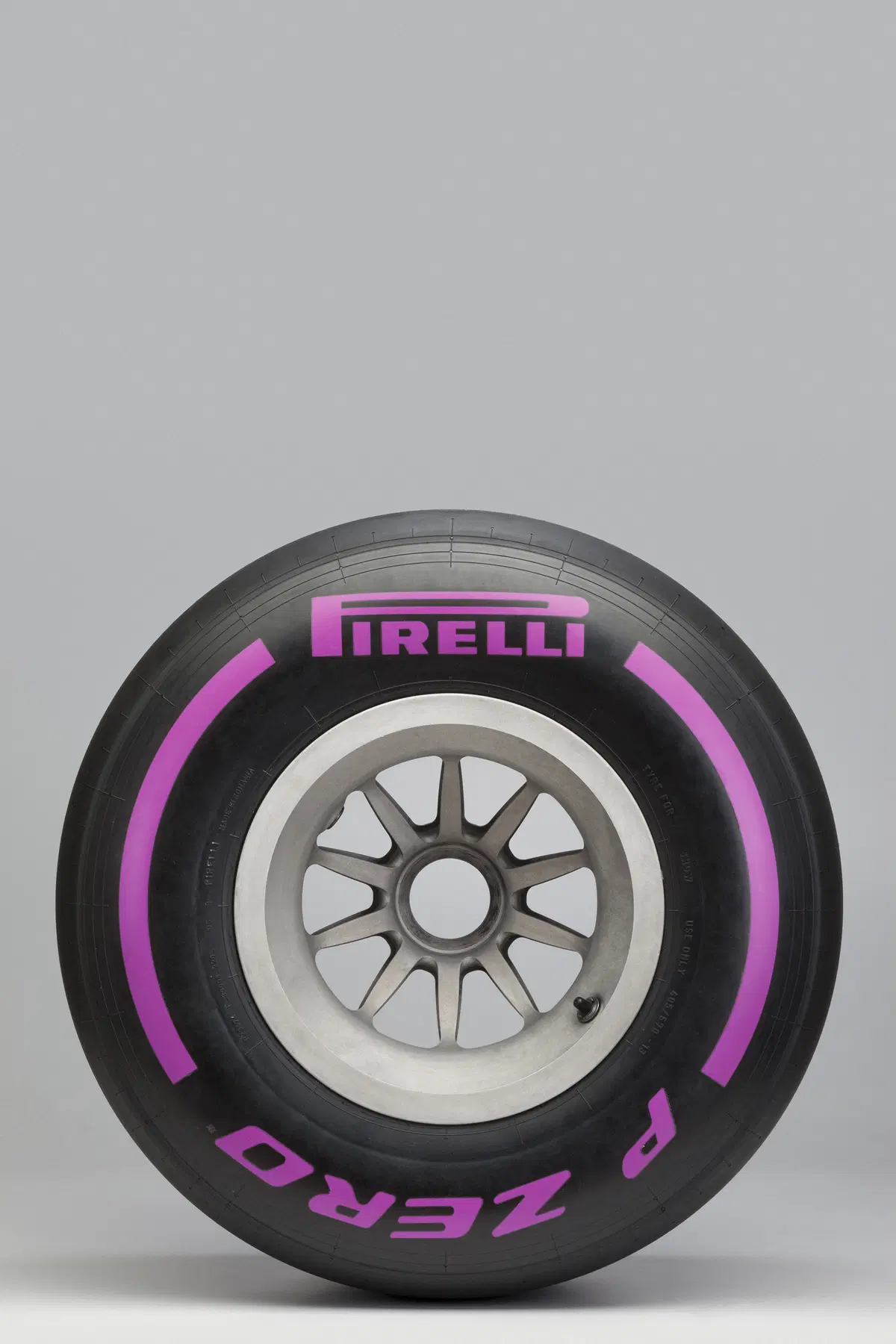 Formula 1: Mario Isola e i cambiamenti Pirelli per il 2017 (15)
