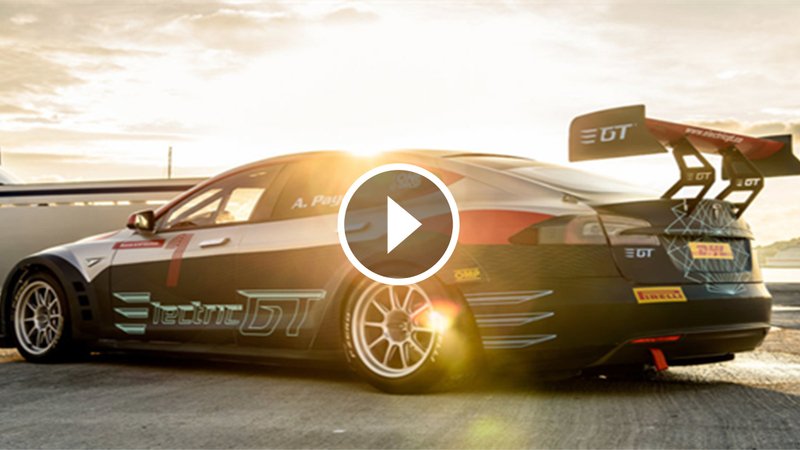 Tesla EGT V2.0, 778 CV per la vettura del campionato GT elettrico [Video]