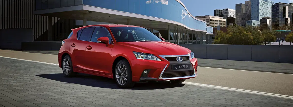 Lexus CT Hybrid, arriva l'allestimento Icon