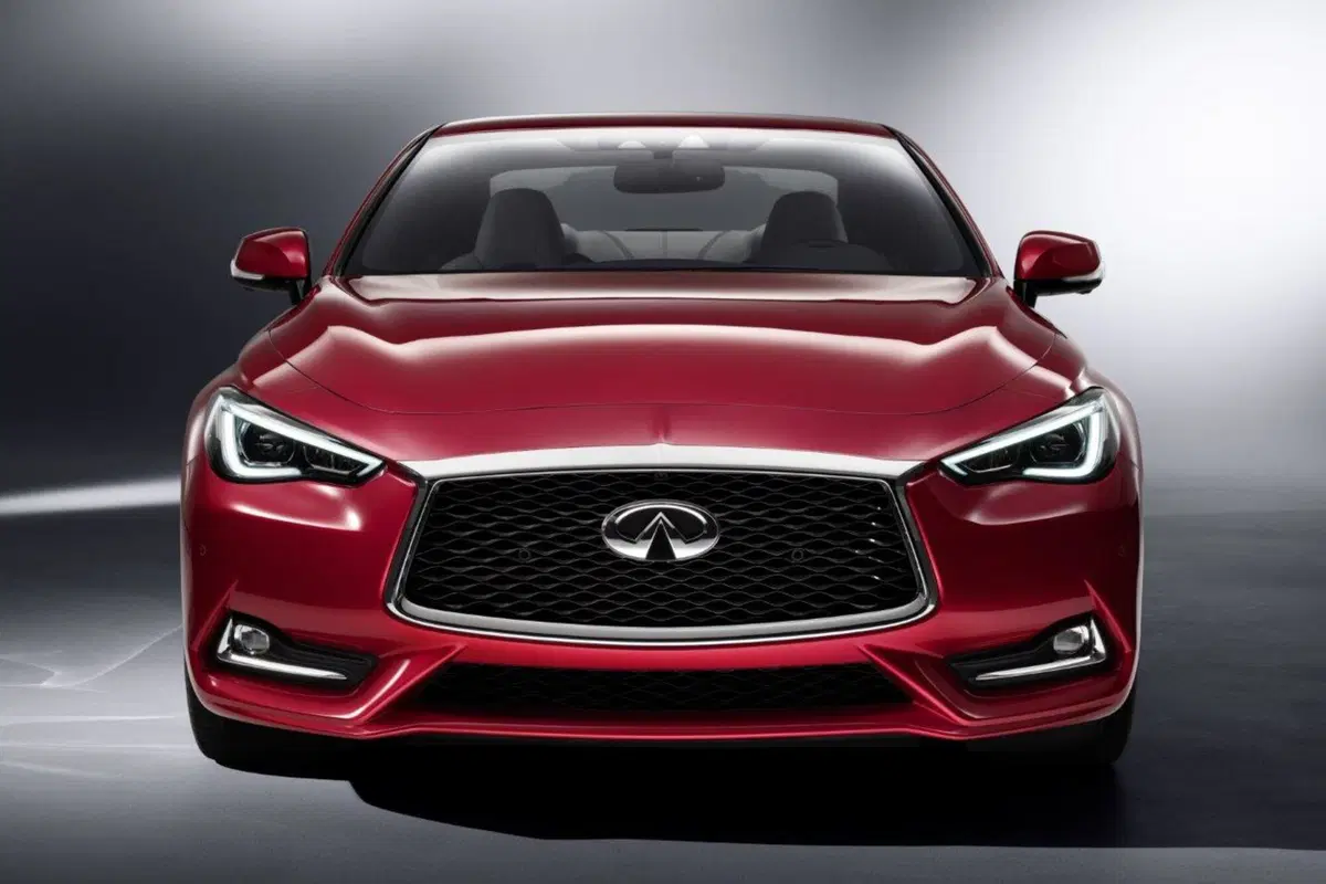 Infiniti Q60 [Video primo test] (15)
