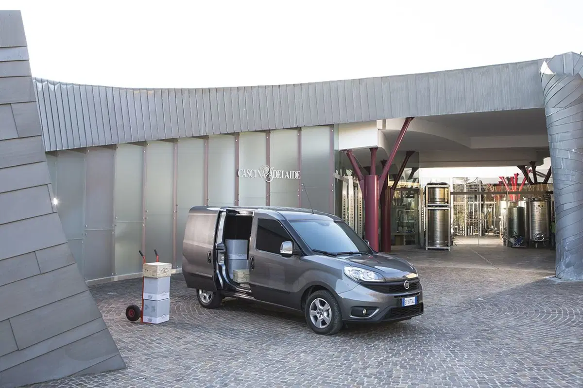 Quale comprare, Confronto: Fiat Doblò Cargo 1.3 Mjt Vs Renault Kangoo Express 1.5 dCi (3)