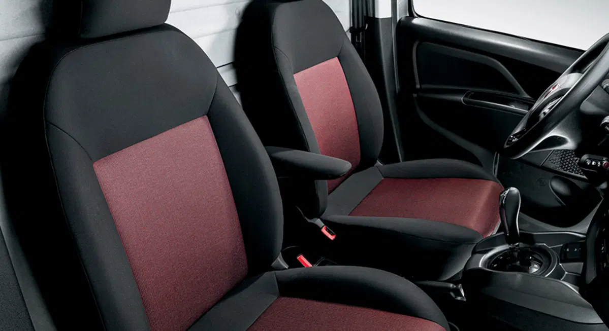 Quale comprare, Confronto: Fiat Doblò Cargo 1.3 Mjt Vs Renault Kangoo Express 1.5 dCi (14)