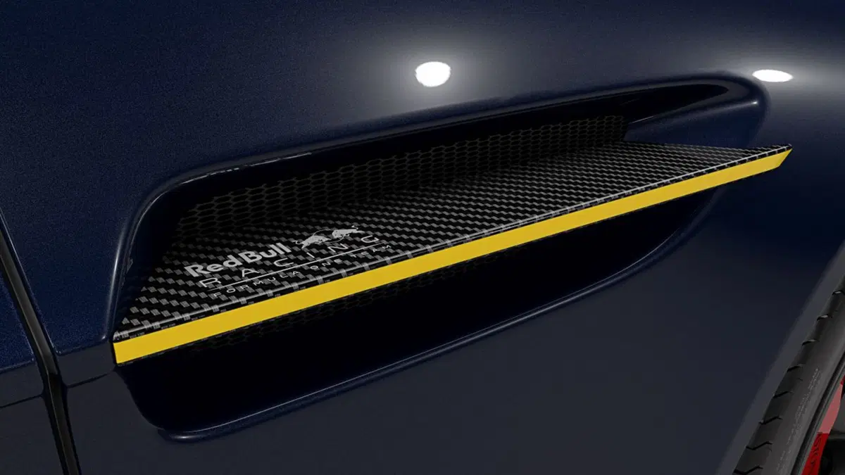 Aston Martin Vantage S Red Bull Racing Edition (7)