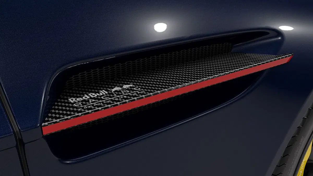 Aston Martin Vantage S Red Bull Racing Edition (21)