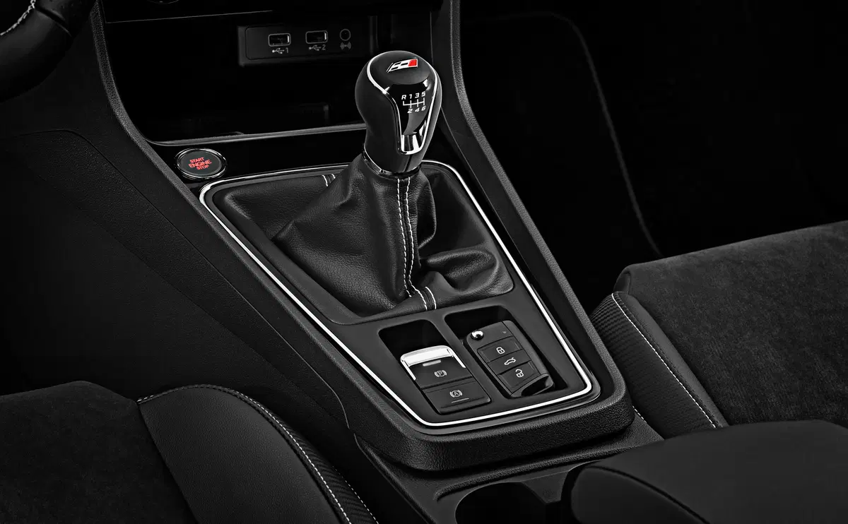 Seat Leon Cupra [Video primo test] (7)