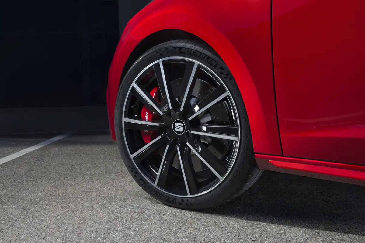 Seat Leon Cupra [Video primo test] (8)