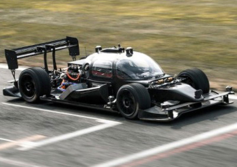 Roborace, arriva il primo incidente in pista