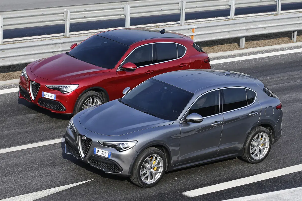 Alfa Romeo Stelvio, ecco gli allestimenti e i prezzi di listino (25)