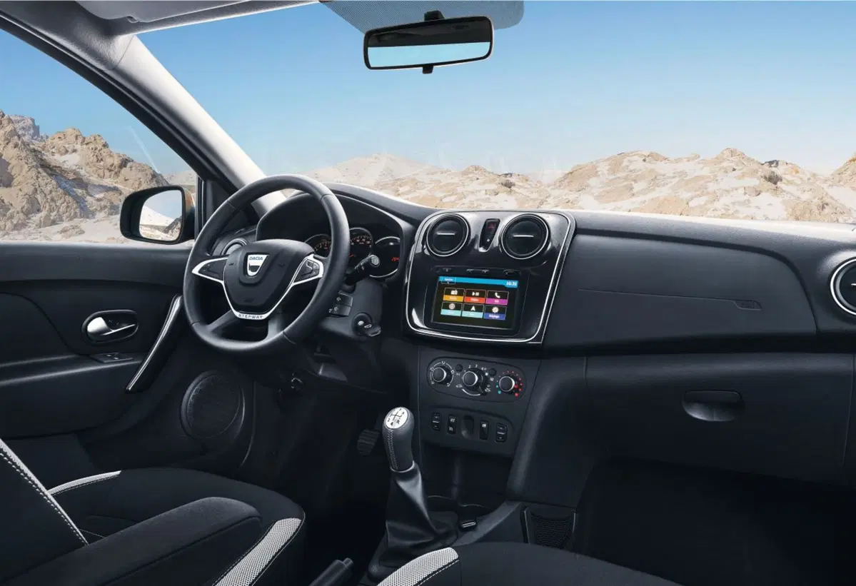 Dacia Logan MCV Stepway, la wagon si fa offroad (16)
