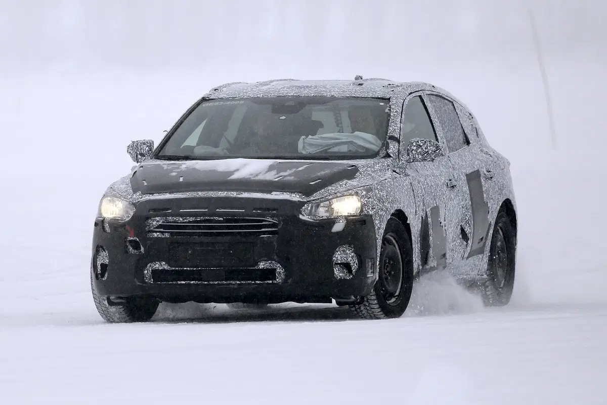 Nuova Ford Focus: altre immagini dai test (4)