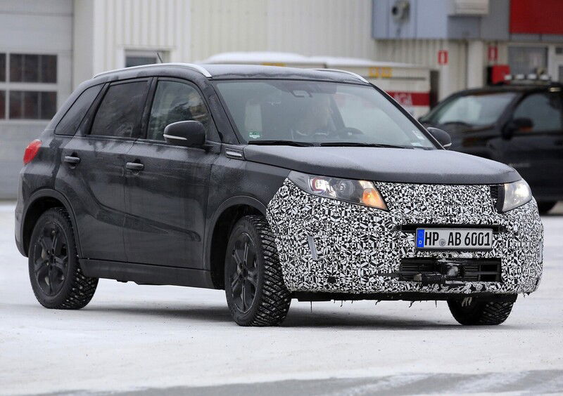 Suzuki Vitara Facelift: scatti del muletto in test