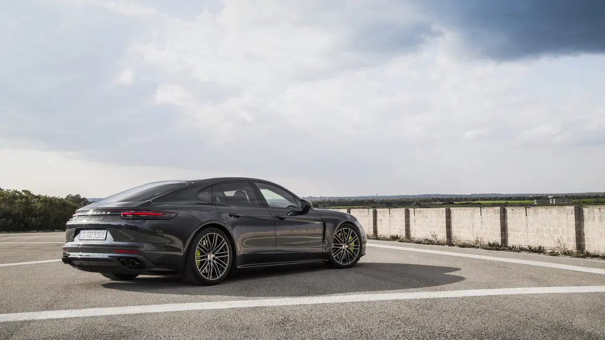 Porsche Panamera Turbo S E-Hybrid [Video primo test] (5)