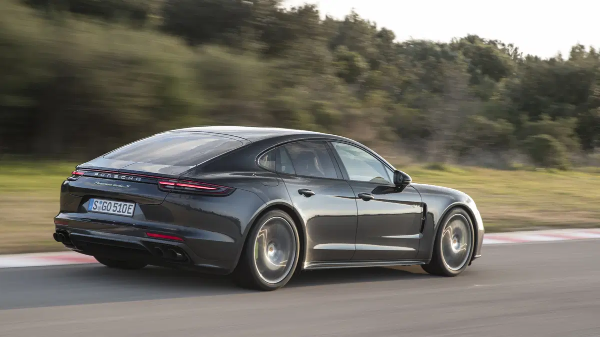Porsche Panamera Turbo S E-Hybrid [Video primo test] (9)