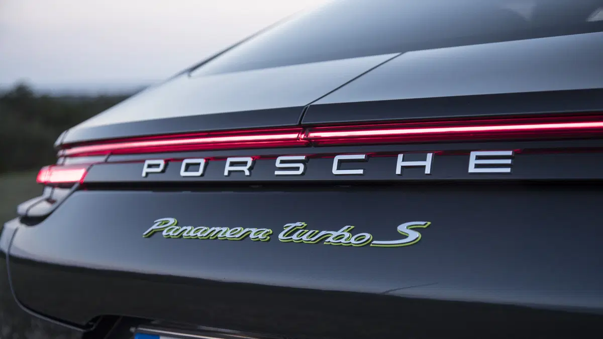 Porsche Panamera Turbo S E-Hybrid [Video primo test] (14)