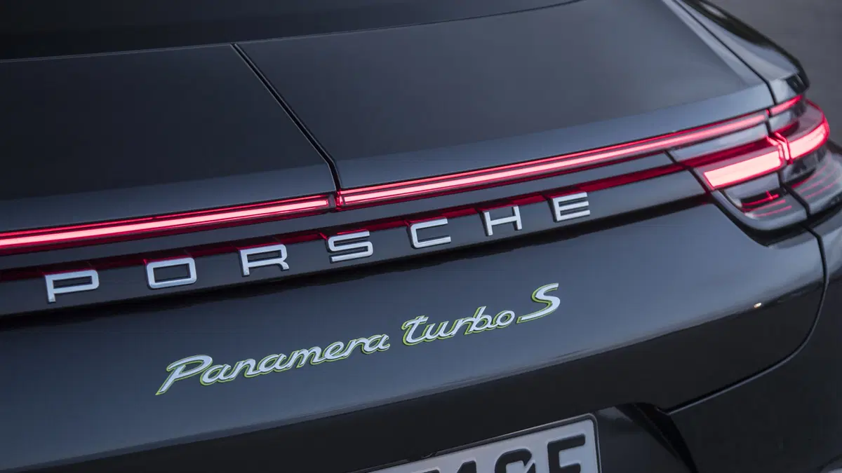Porsche Panamera Turbo S E-Hybrid [Video primo test] (15)