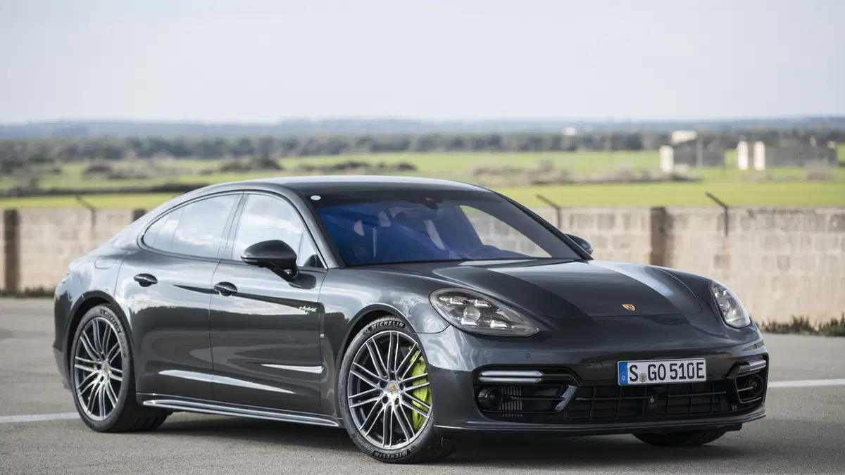 Porsche Panamera Turbo S E-Hybrid [Video primo test] (17)