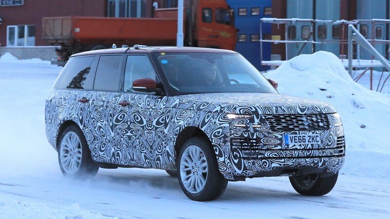 New Range Rover facelift: spy shots