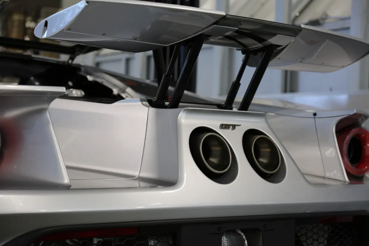 Ford GT Competition Series, la GT in versione “light” (9)
