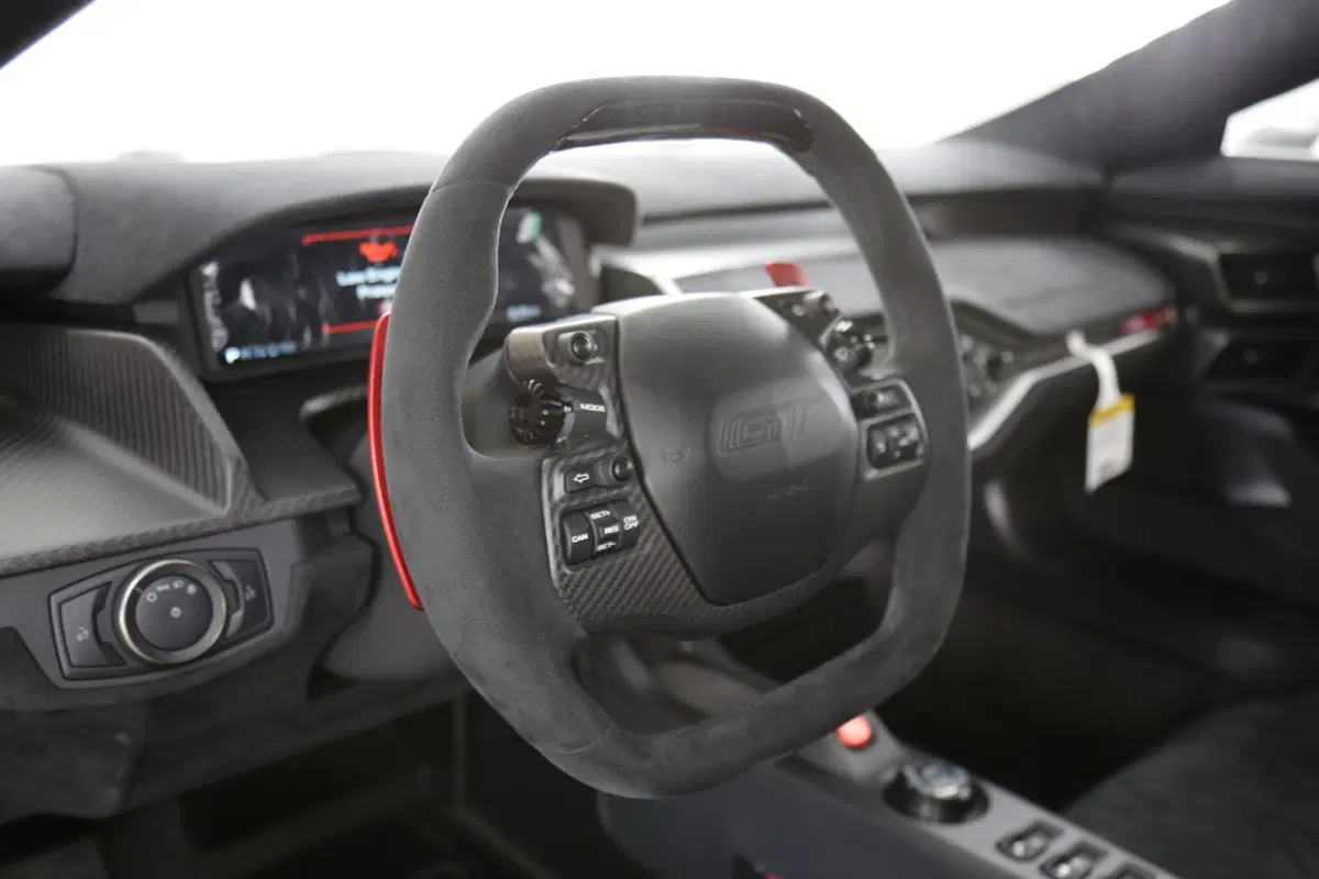 Ford GT Competition Series, la GT in versione “light” (8)