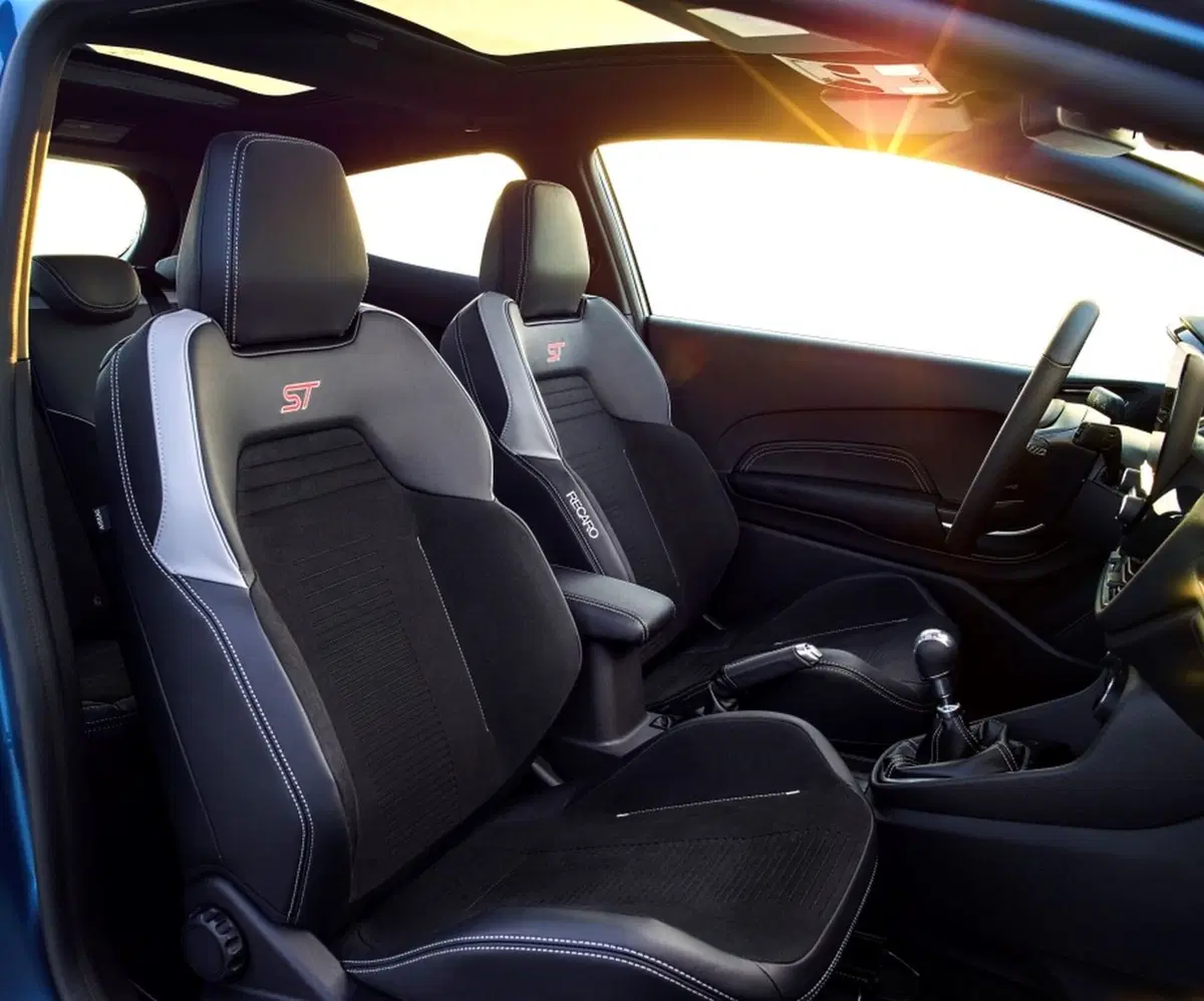 Ford Fiesta ST 2017: 3 cilindri da 200 CV! (12)