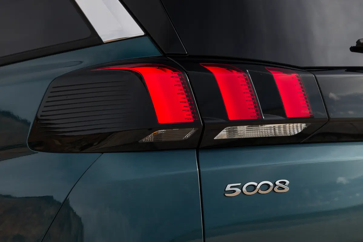 Peugeot 5008 [Video primo test] (12)