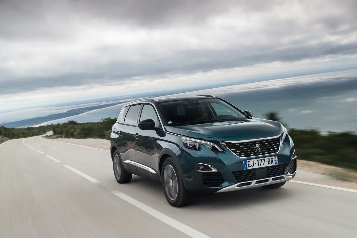 Peugeot 5008 [Video primo test] (20)
