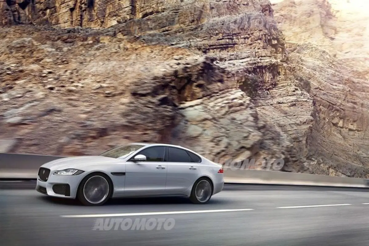 Nuova Jaguar XF: un cuore in alluminio. Tutti i dettagli (8)