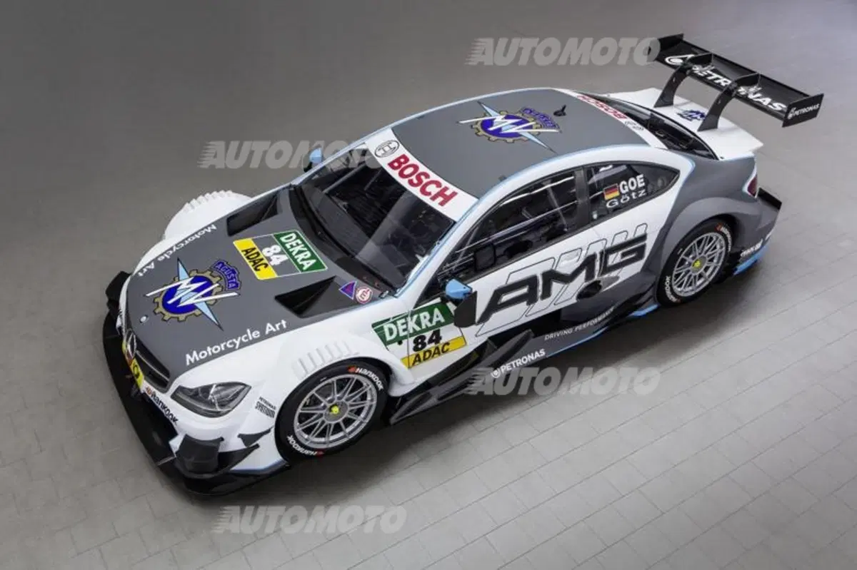 Mercedes: la C63 DTM di Gotz correrà con i colori MV Agusta (4)