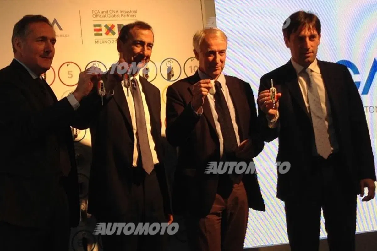 La carica delle 105 FCA a Expo 2015 (6)
