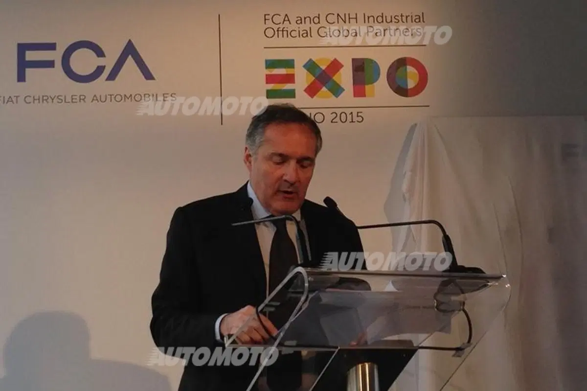 La carica delle 105 FCA a Expo 2015 (9)