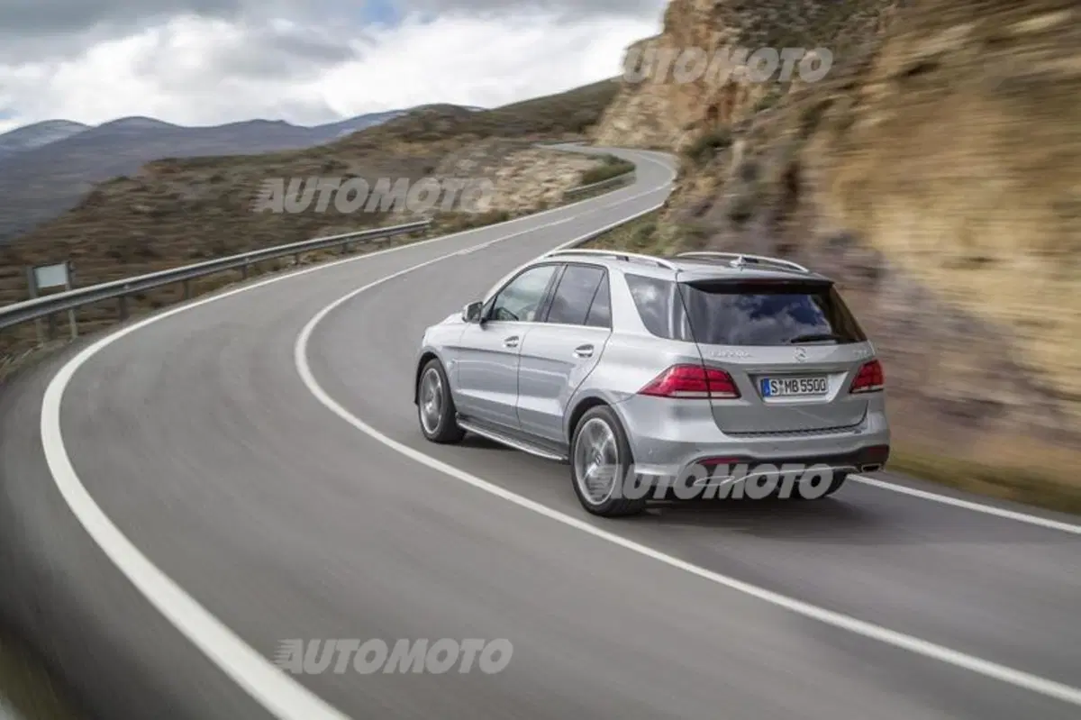 Mercedes GLE: con il restyling la ML cambia nome e diventa anche plug-in (2)