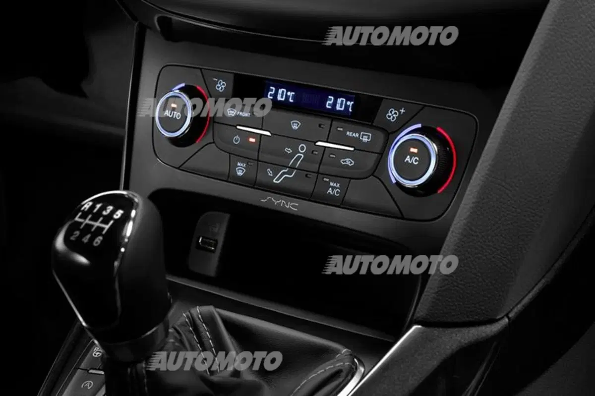 Ford Focus 1.5 TDCi (35)