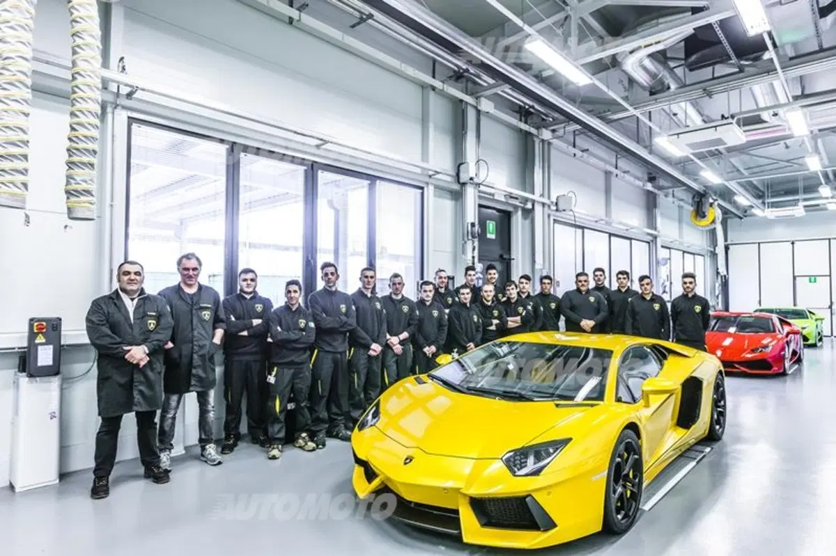 DESI, Ducati e Lamborghini per un progetto sociale di crescita (3)