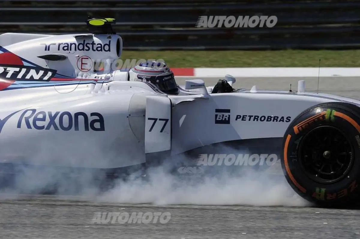 F1 Malesia 2015, Libere 2: Hamilton è il più veloce, ma dietro c'è Raikkonen (26)