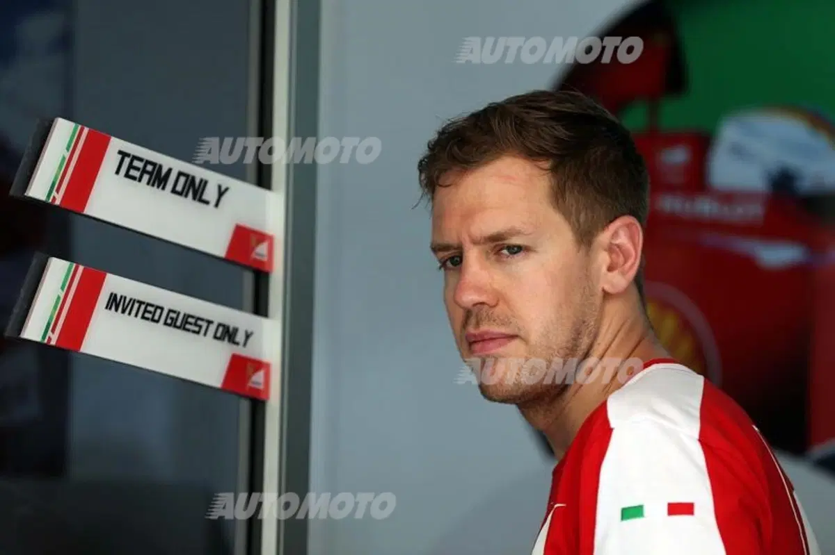 Arrivabene: «Siamo felici per la vittoria di Vettel. Ma ora piedi a terra» (7)
