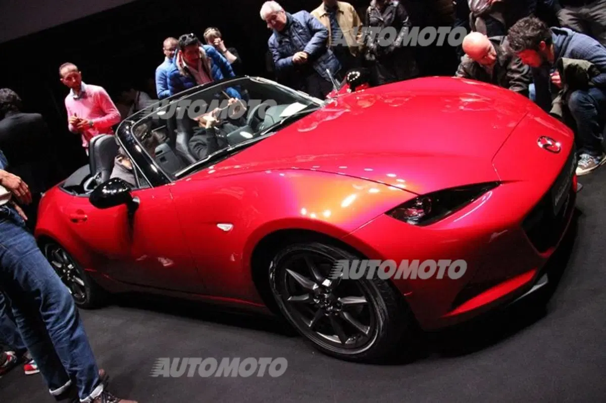 Nuova Mazda MX-5? Per scoprirla in Italia ci vuole... naso! (30)