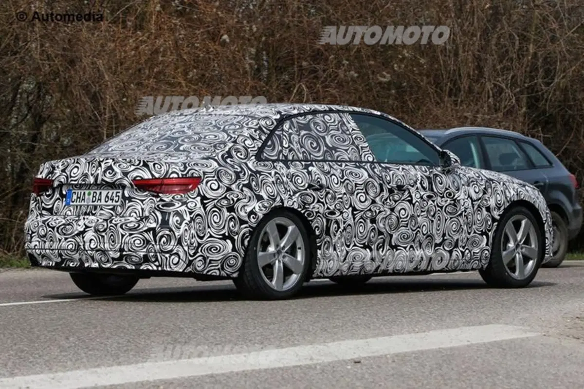 Nuova Audi A4: i fari anteriori hanno gli spigoli vivi (5)