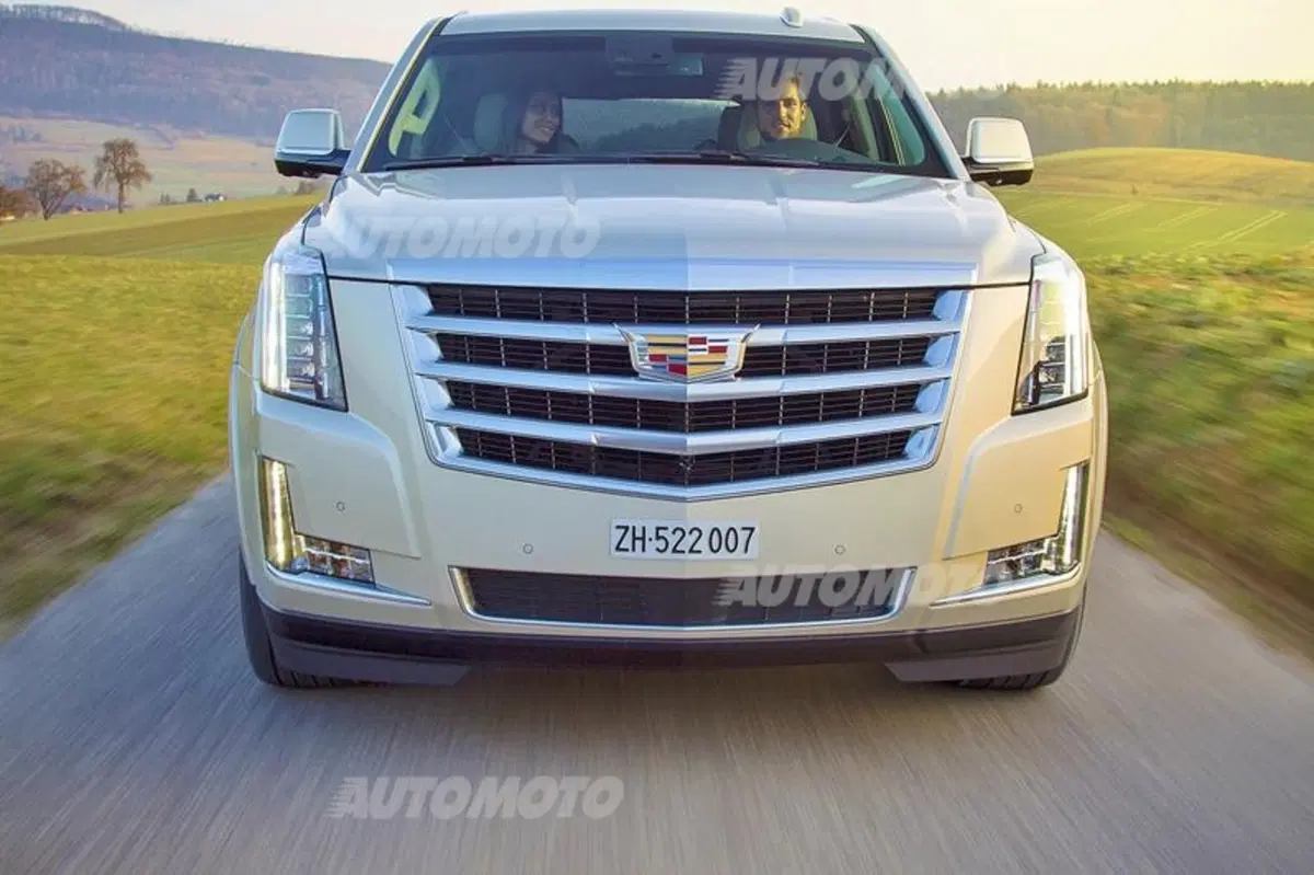 Nuova Cadillac Escalade (11)