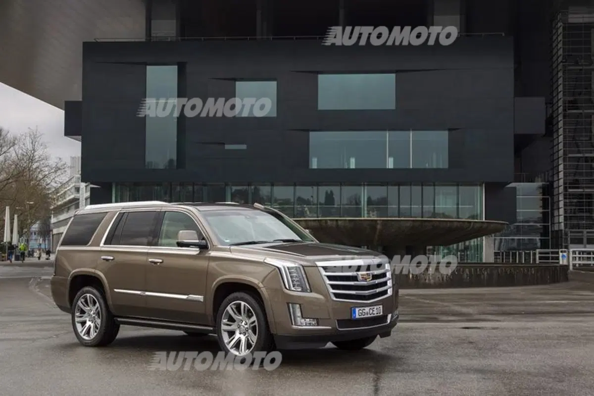 Nuova Cadillac Escalade (26)
