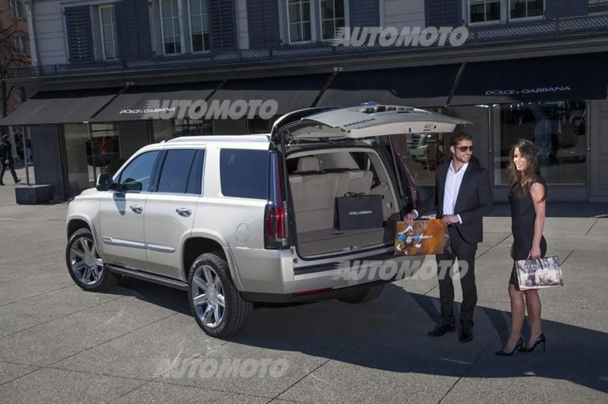 Nuova Cadillac Escalade (27)