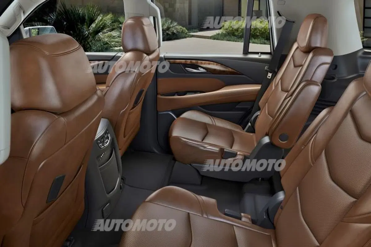 Nuova Cadillac Escalade (38)