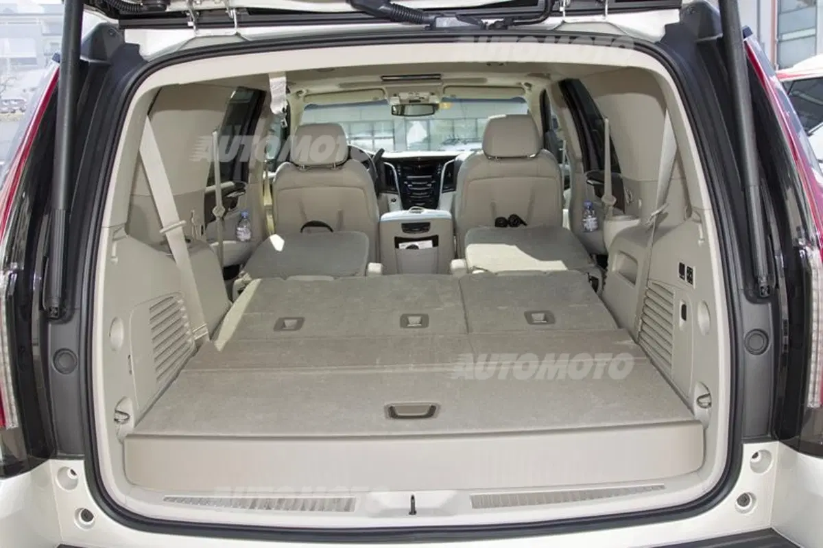 Nuova Cadillac Escalade (43)