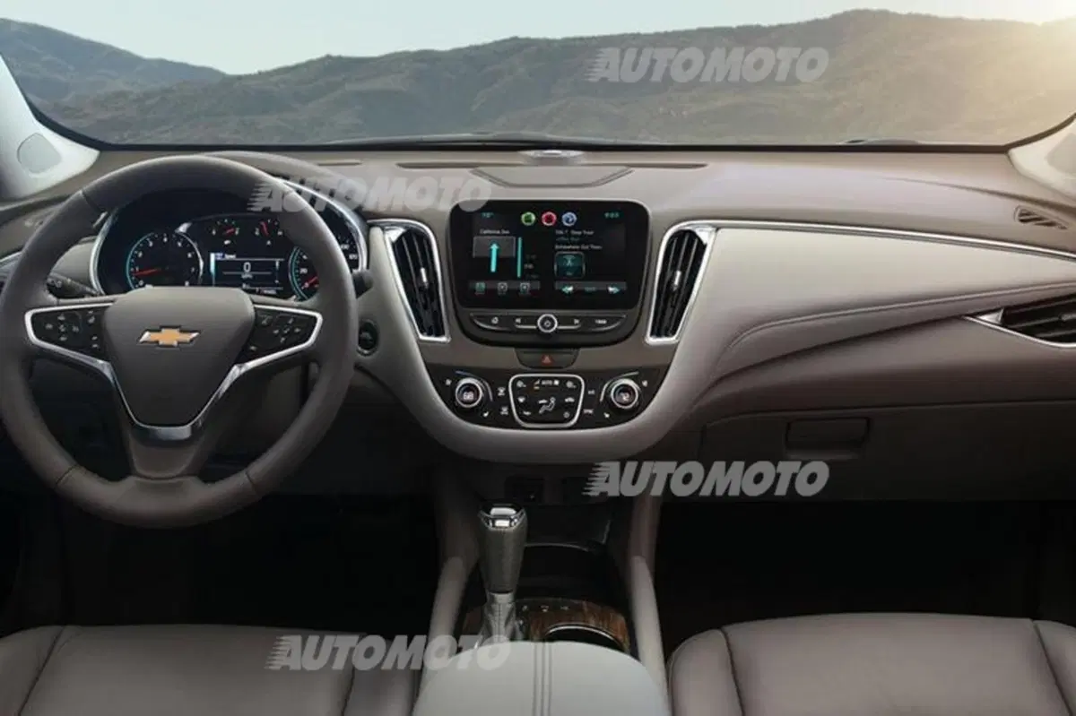 Nuova Chevrolet Malibu: sotto al vestito nasconde la futura Opel Insignia (7)