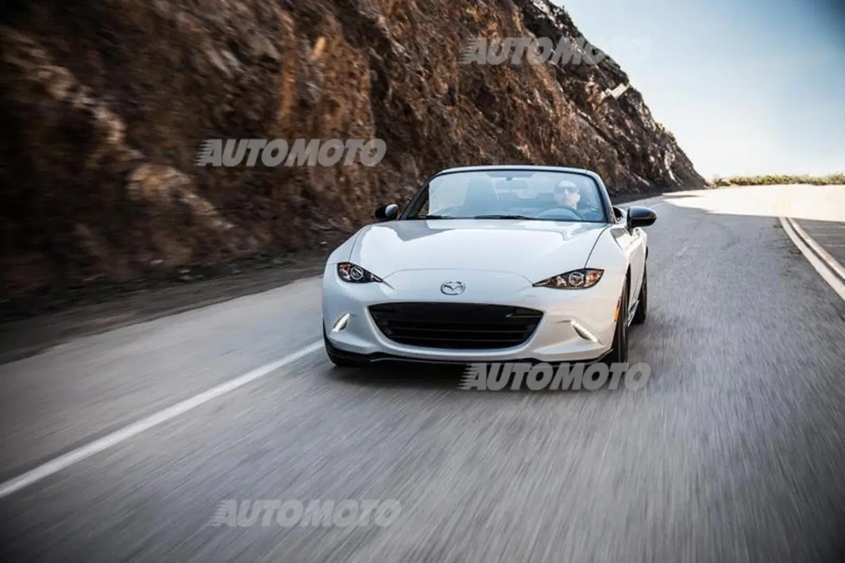 Nuova Mazda MX-5: si parte con le edizioni limitate, ecco la Miata Club (7)