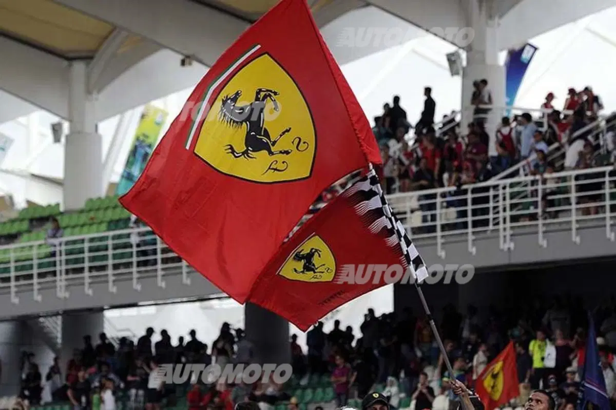 Formula 1 Malesia 2015: le foto più belle di Sepang (5)