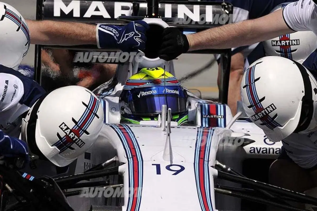 Formula 1 Malesia 2015: le foto più belle di Sepang (16)