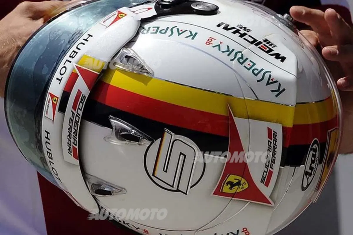 Formula 1 Malesia 2015: le foto più belle di Sepang (17)