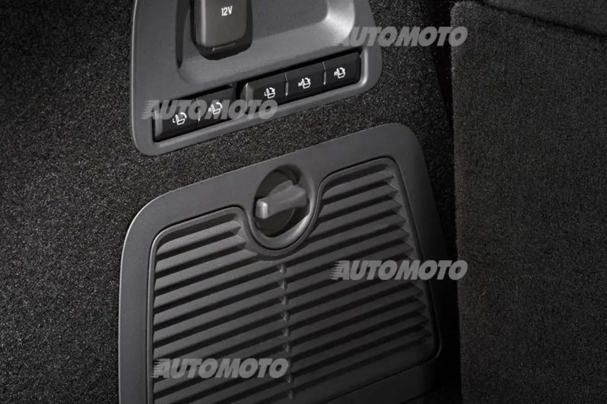 Nuova Ford Galaxy: il ritorno della super monovolume (15)