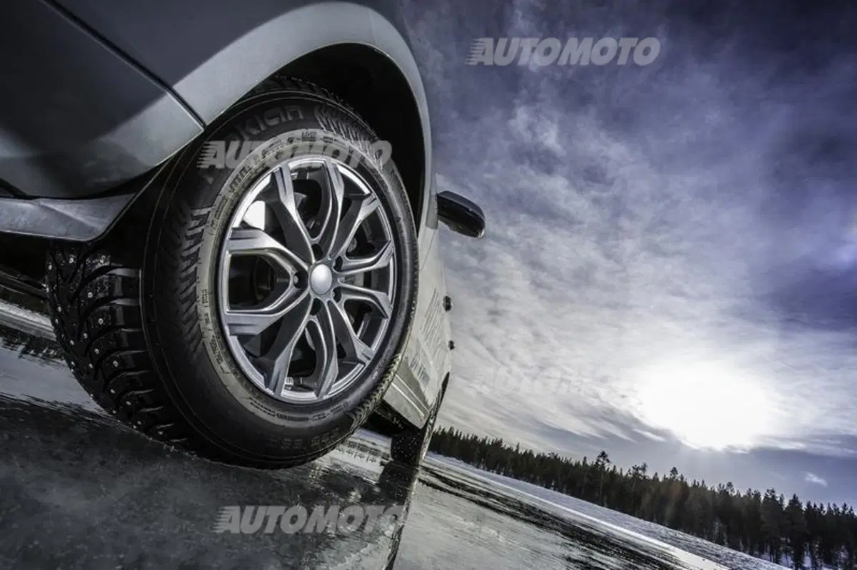 Nokian: nel cuore del White Hell, il test track più freddo del mondo [video] (39)