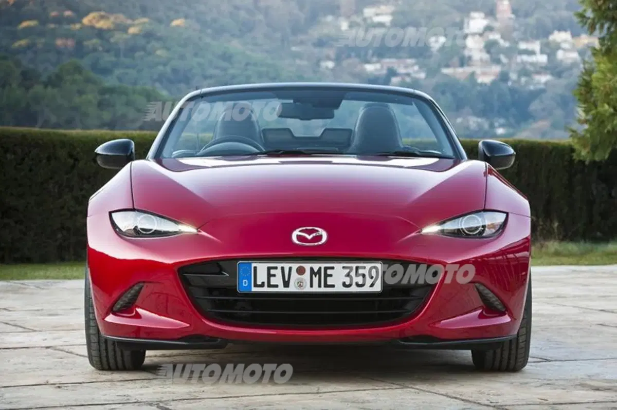 Nuova Mazda MX-5: costa ancora meno! Prezzi (per l'Italia!) e scheda tecnica (11)